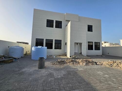 Villa for rent in Rawdat Al Hamama