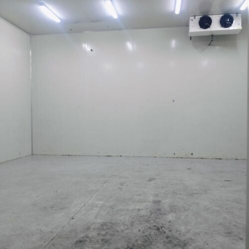 Commercial Chiller Room for Rent