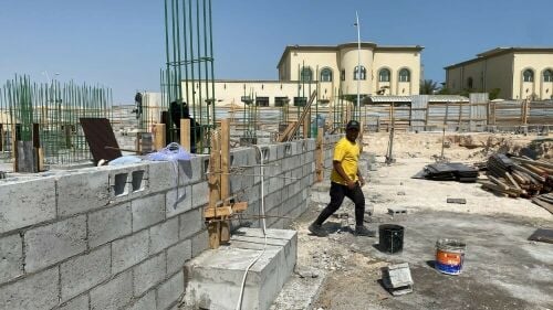 بناء وتشطيب الفلل والمجالس