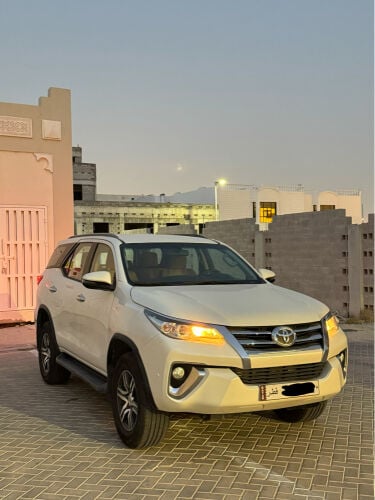 Toyota fortuner 