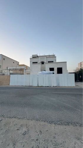 للبيع فيلا ف معيذر تشطيب سوبر 