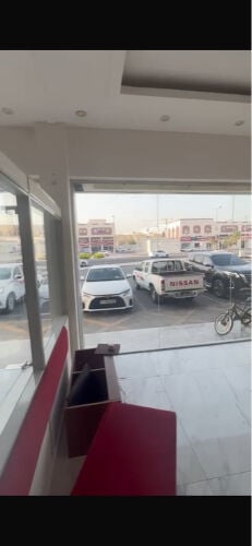 للاجار محلين في سوق الغرافة 