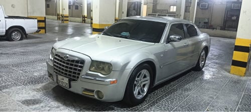 2006 Chrysler C300 – HEMI 5.7L V8