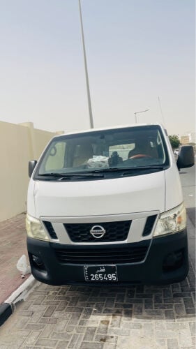 Nissan urban nv350