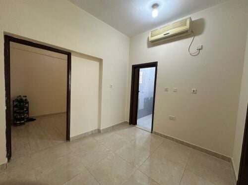 big appartment Ghrafa