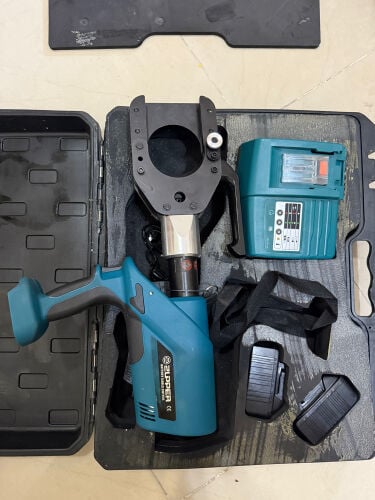 battery cable cutter