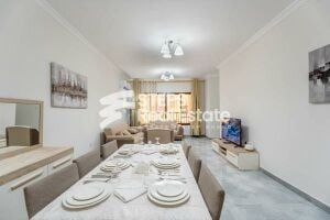 Freehold Apartment with City View
