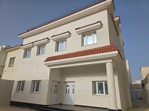 New villa for sale in Al-Sakhama