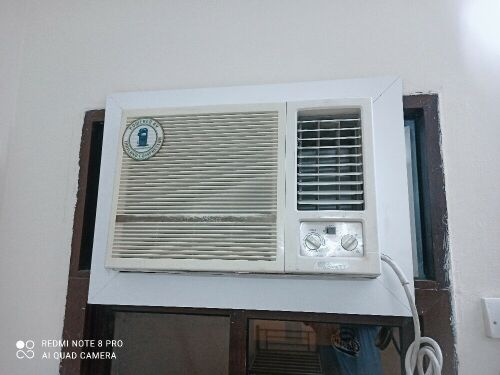 Good Working Window Ac For sale