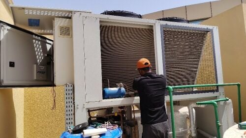 صيانة جميع أنواع المكيفات وندو وس