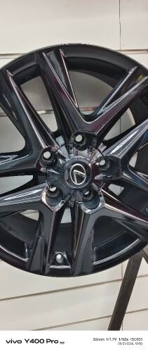 luxus 570 model 2014