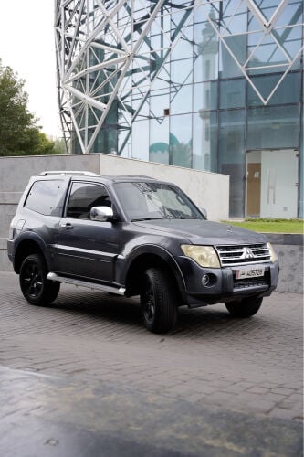 mitsubishi pajero