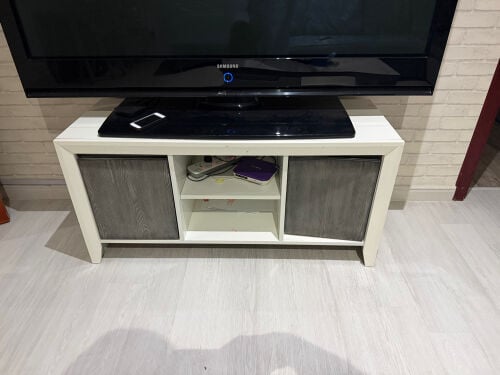 tv table