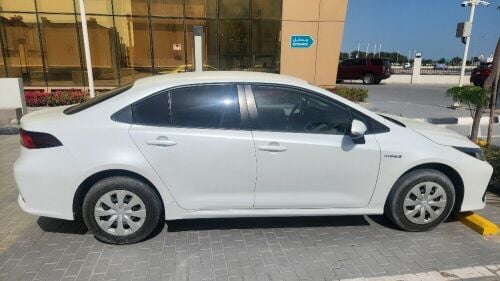 toyota corolla hybrid