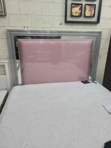 6x6 king size Bed with mattress
