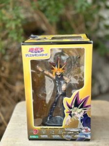 Yu-Gi-Oh Yami Yugi ARTFX J Figure