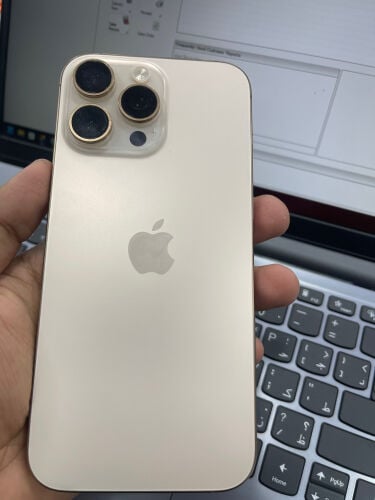 ايفون ١٦برو ماكس ٢٥٦