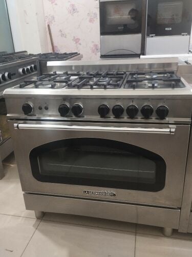 Cooker clean condition