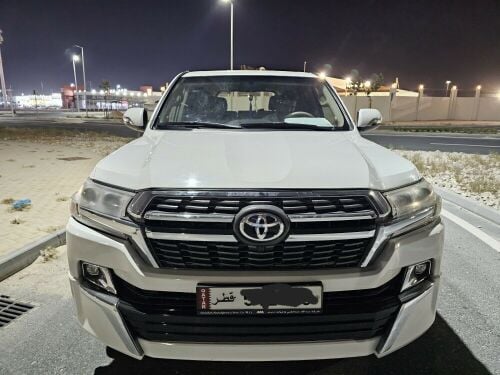 Toyota Land Cruiser  VXR 2011