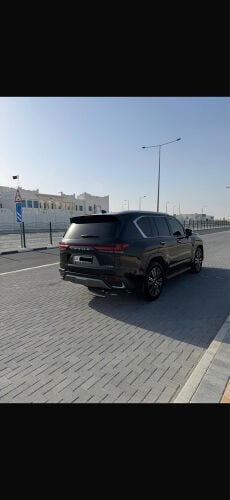 لكزس ٧٠٠ اج 