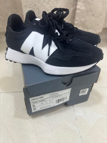 shoes New balance size37.5 