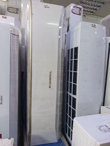 General new model split ac