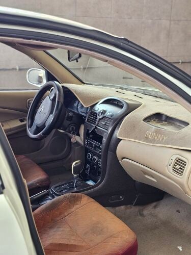 nissan sunny