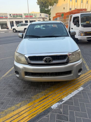 Toyota hilux 2009 model. 