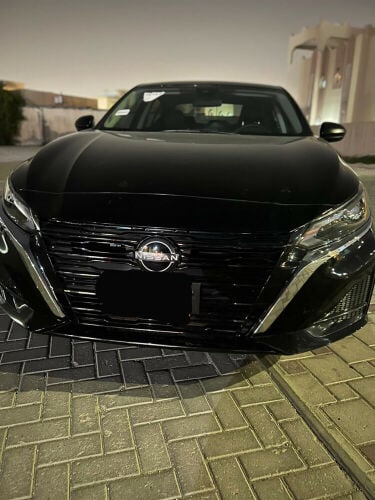 Nissan Altima SL,2.5-liter.