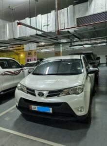 Toyota RAV4 - 2015