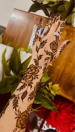 Henna Home Service 