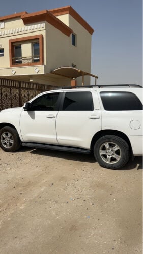 للبيع سكويا 2013