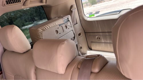 سيارة للبيع السعر قابل للتفاوض ات