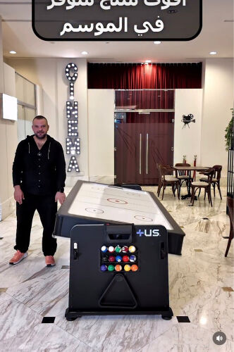 طاولة بليارد 