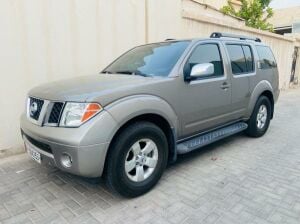 Nissan Pathfinder 2007 LE