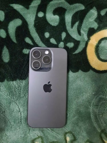 iPhone15pro for sale like new 512gb