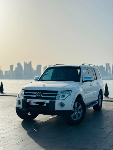 Mistubishi pajero gold edition