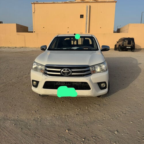 هيلوكس للبيع 