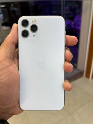 ايفون 11