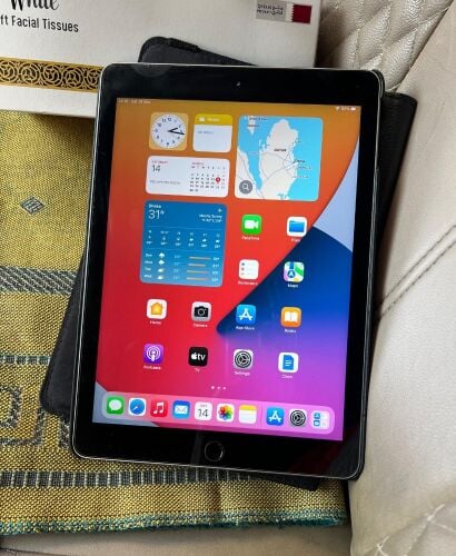 iPad 5/128gb/WiFi