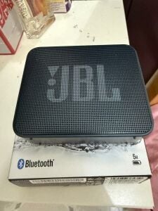 JBL Go essential Blutooth speaker