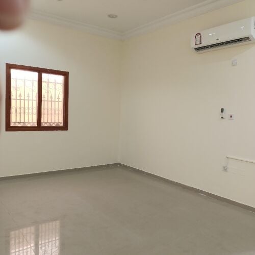 Flat for rent in ground floor