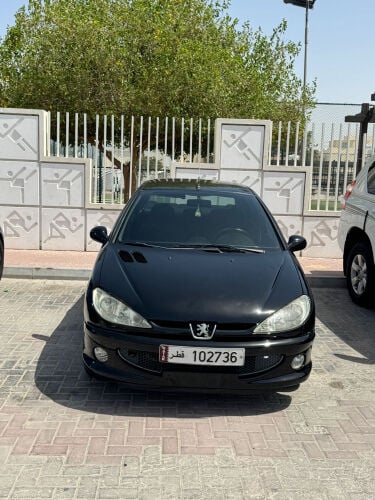 سياره بيجو 206