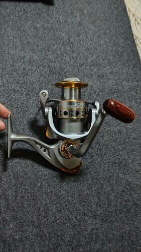 Fishing reel 7000