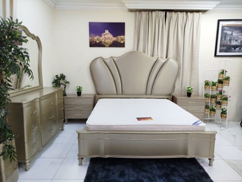 Luxury Bed Set For sale. 