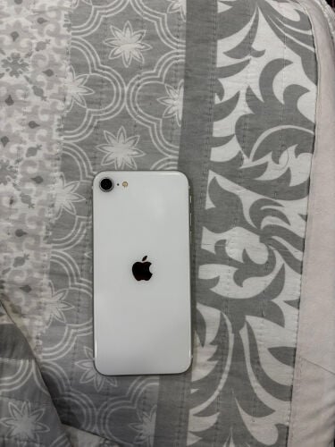 I phone SE