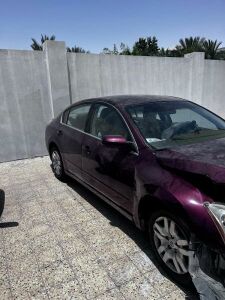 Nissan Altima - 2011
