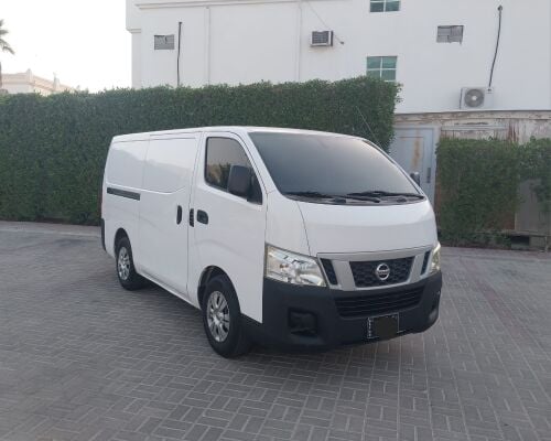 نيسان اورفان