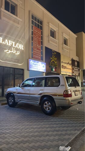 للبدل جي اكس ار نظيف داخليته نظيفه صبغ وكاله ماعدا الرفرف قدام يسار  مع فتك من موديل ٢٠٠٤ ونازل  