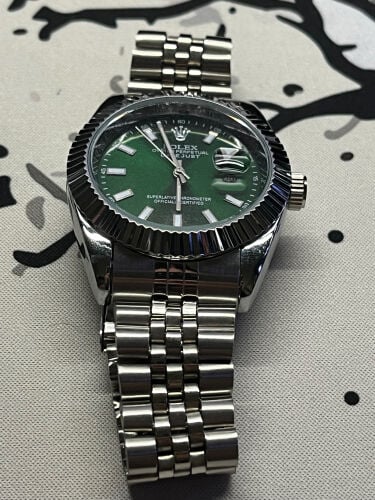 Replica Rolex watch